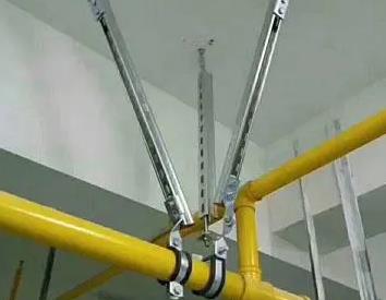 闸阀支撑架的质量要求。价格决定了清苑抗震支撑框架的质量。